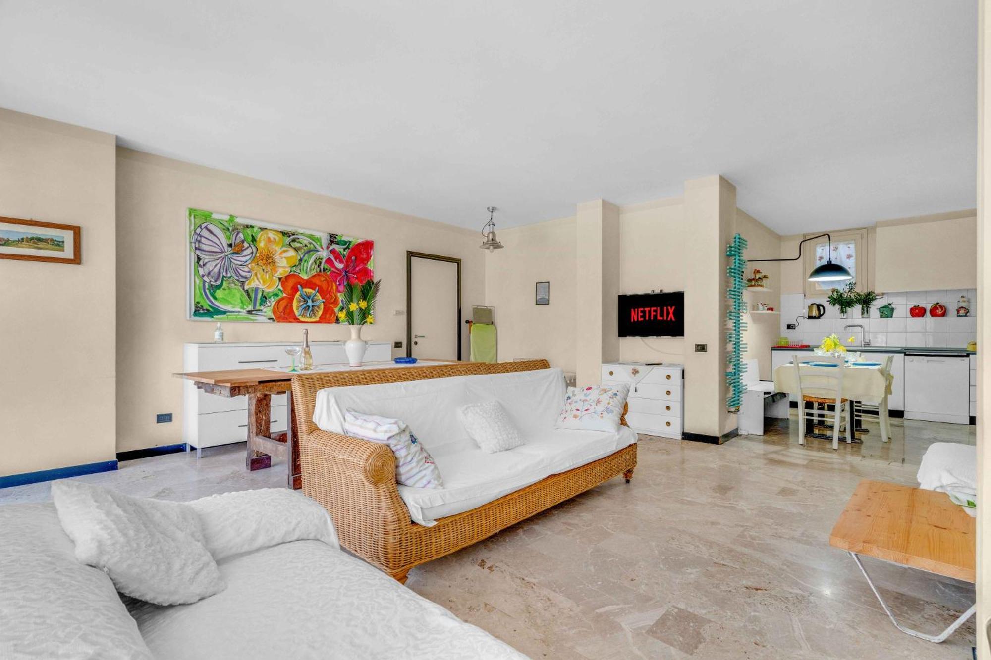 Ampia Dimora A Salo Con Parcheggio E Giardino Apartamento Exterior foto